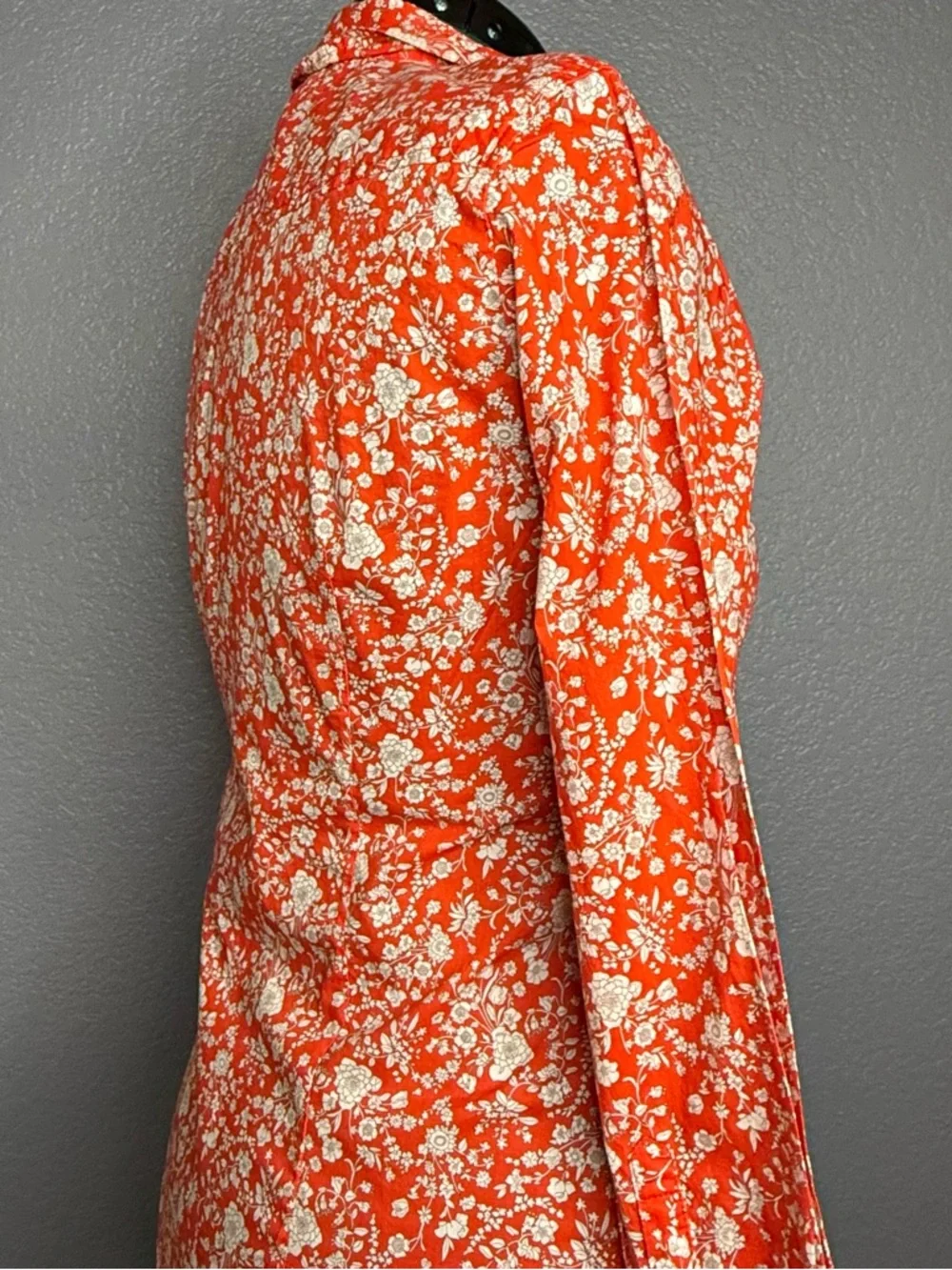 J. Crew Red Floral Button Down Shirt Size 6 Cotton Long Sleeve‎ Fitted Liberty